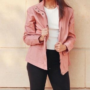 I purchased from a boutique in Texas. The tag says Dotsy’s and is a size medium.